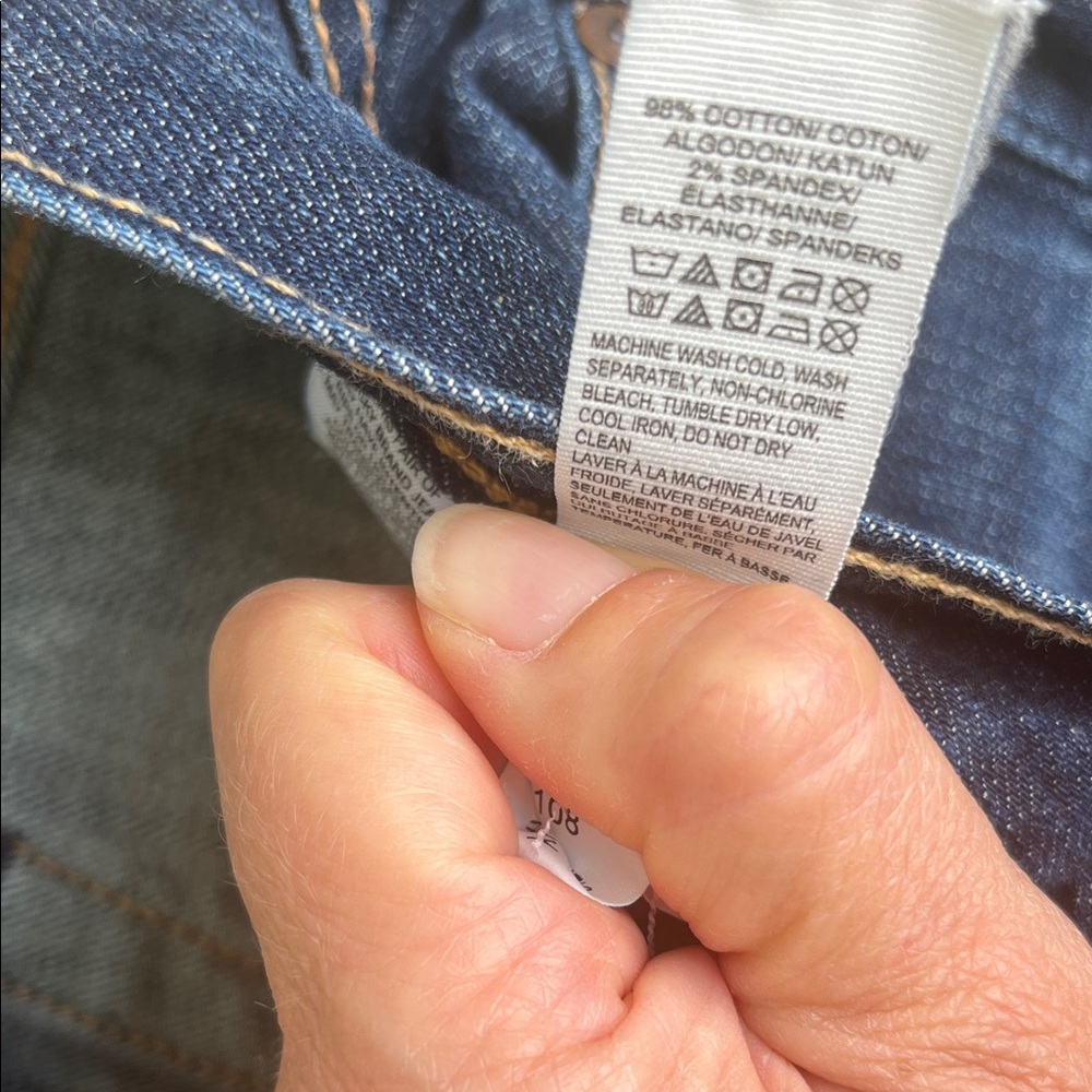 Like new Lucky Brand Dark Blue Skinny Jeans - Picture 8 of 16